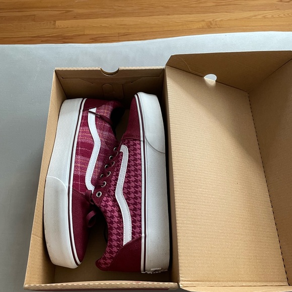 Vans Ward Women's Platform Sneakers - Picture 2 of 6